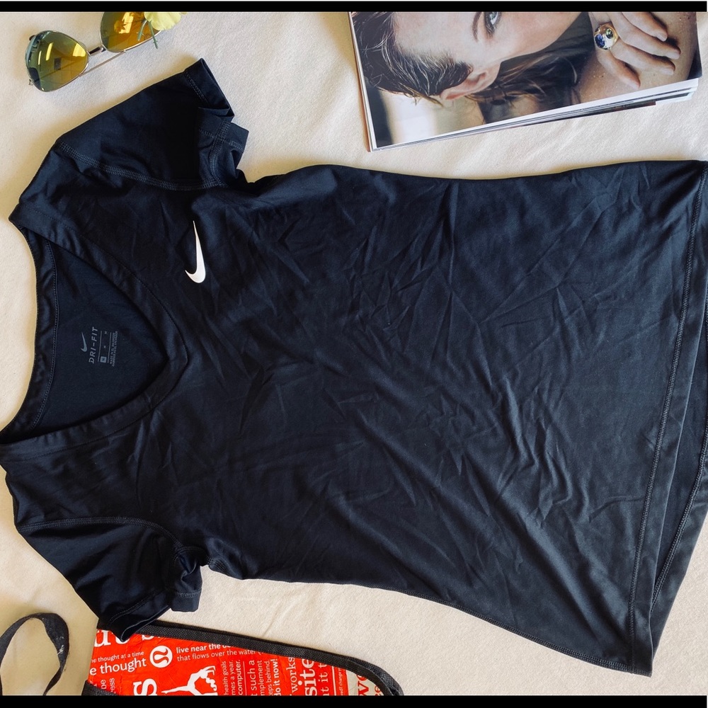 Nike Dri-fit top